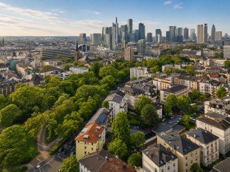 Hauptbild Rarität: Ensemble mit 18 Wohnungen, 5 Büro/Gewerbe, Garagen + Stellplätzen im Alleinauftrag