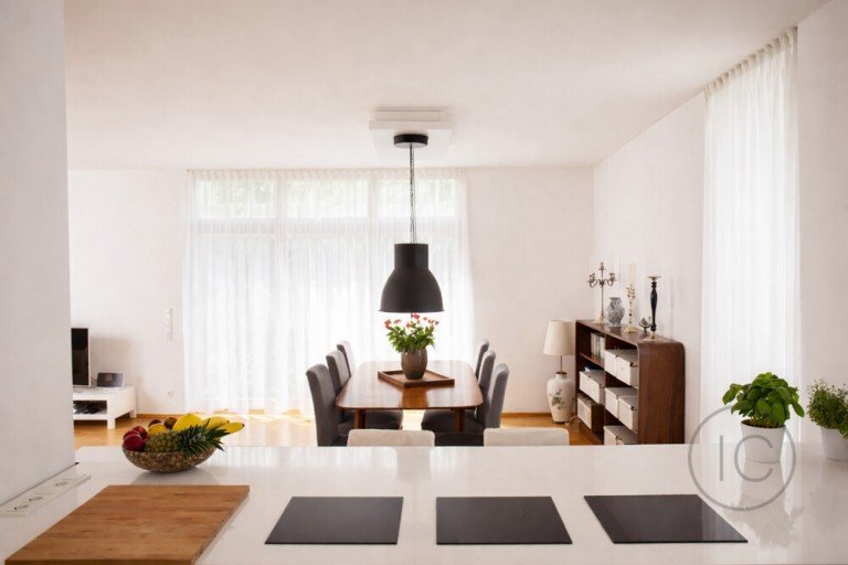 Maisonette-Wohnung am Waldrand mit großzügigem Garten in einem 2-Familienhaus